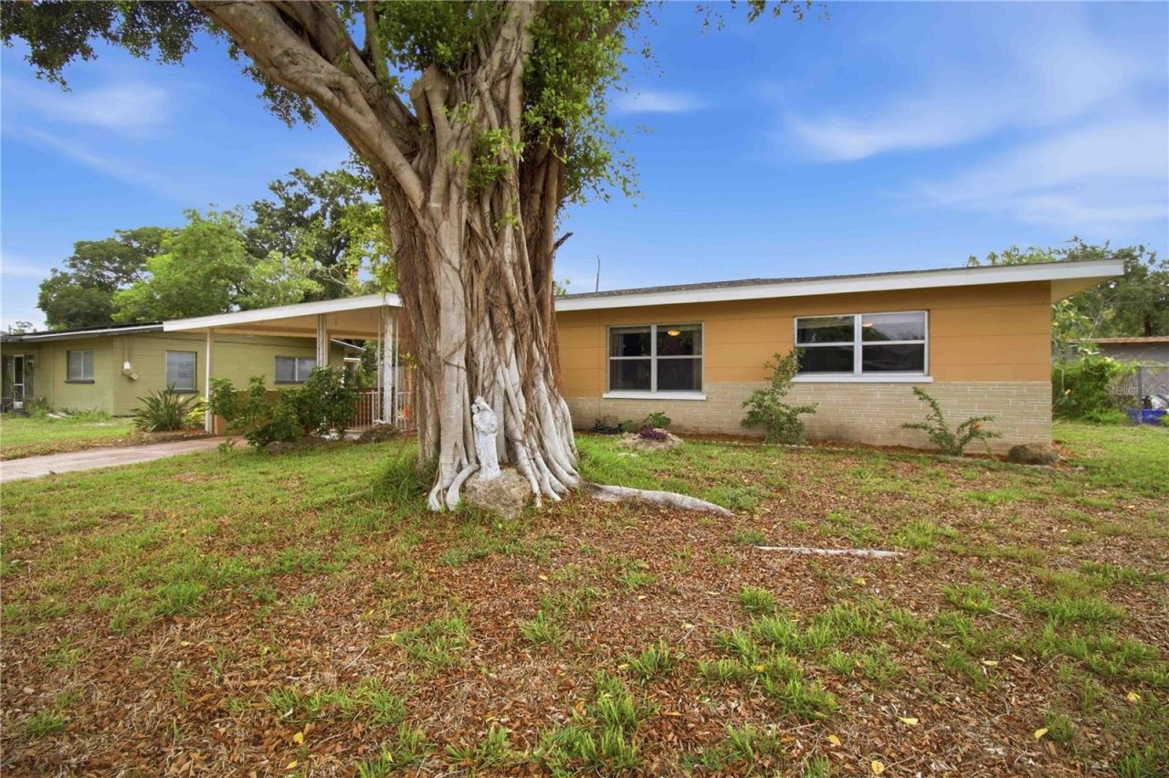 330 Crosby Court, Sarasota, FL 34237 Photo