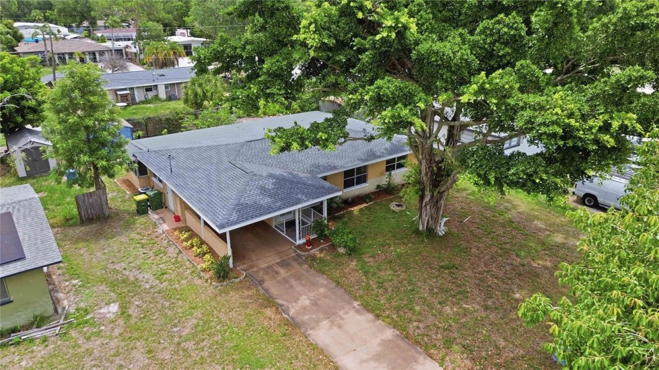 330 Crosby Court, Sarasota, FL 34237 Photo