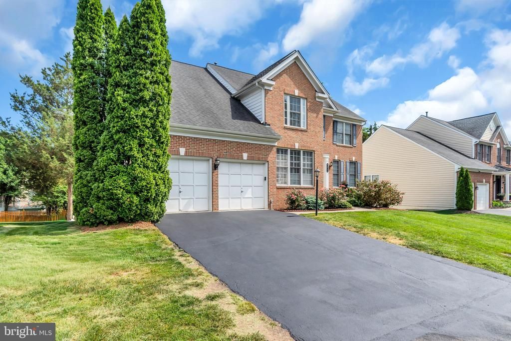 43553 Dempsey Lane , Chantilly, VA 20152 Main Photo