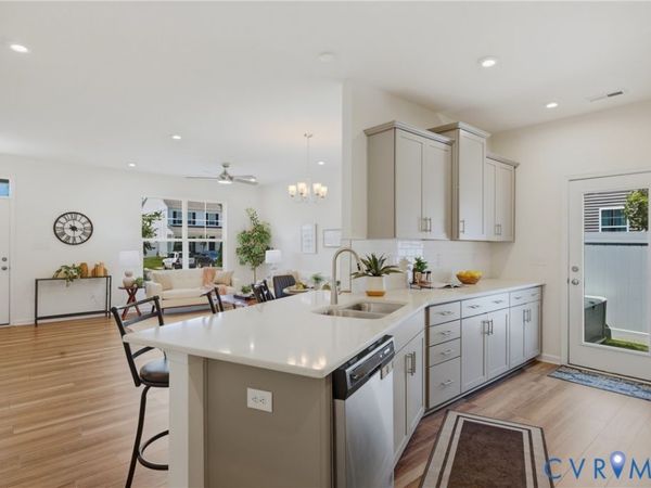 8272 Scott Commons Drive, Henrico, VA 23227
