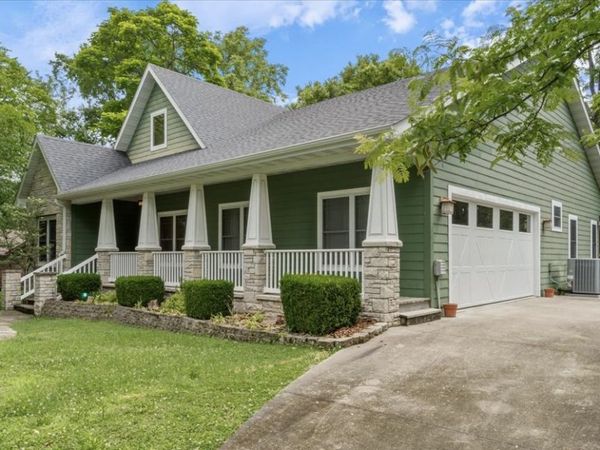 16 Judah Street , Eureka Springs, AR 72632