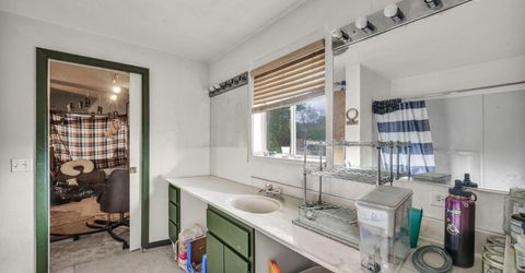 801 Rolando Way, Carson City, NV 89701 Photo