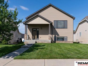 8307 Ryley Lane, Lincoln, NE 68512
