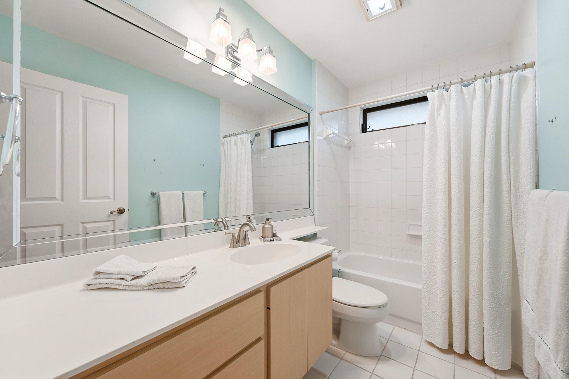 6280 SE Monticello Terrace, Unit D-2, Hobe Sound, FL 33455 Photo