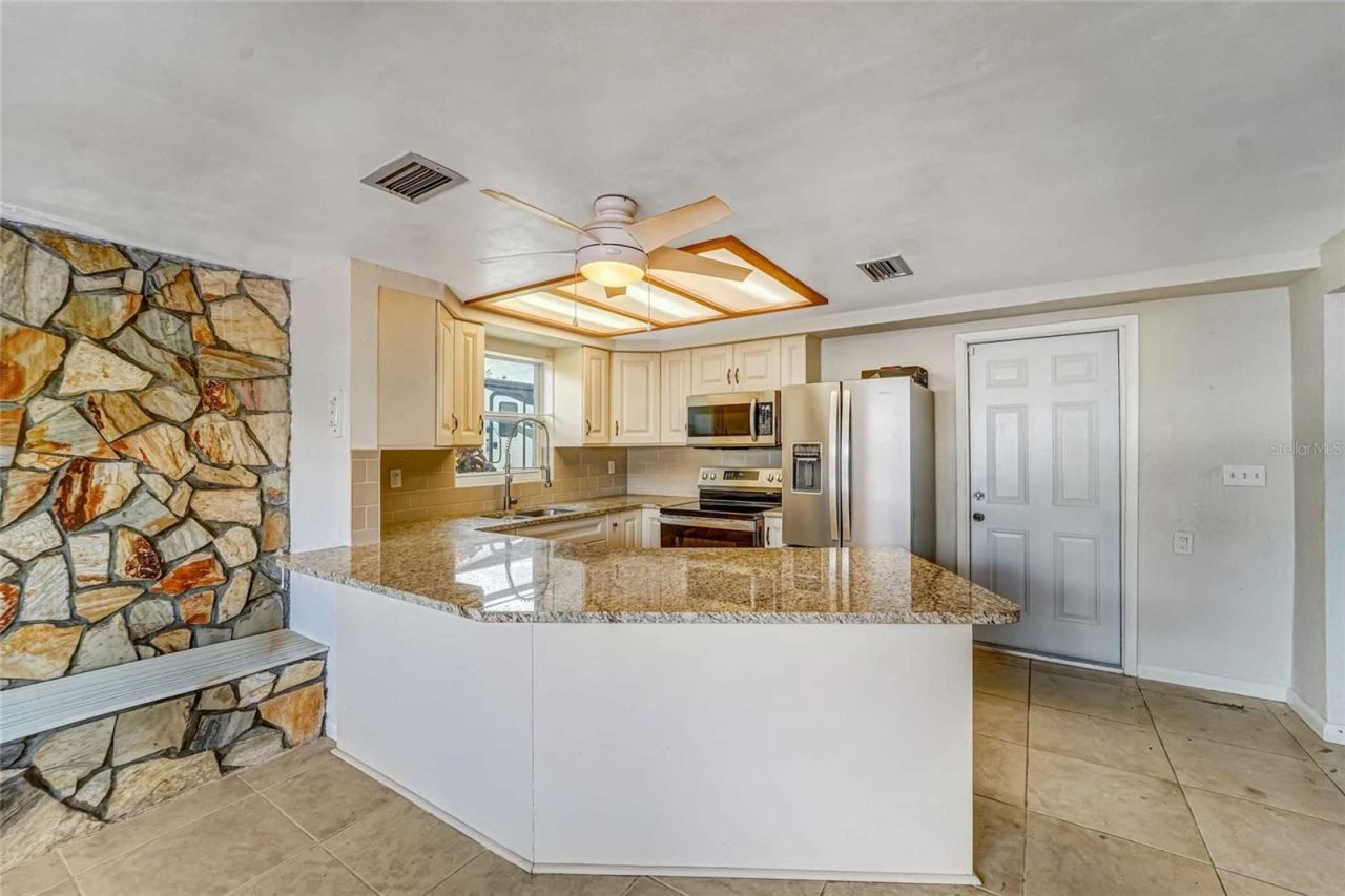 8542 Betty Street, Port Richey, FL 34668 Photo