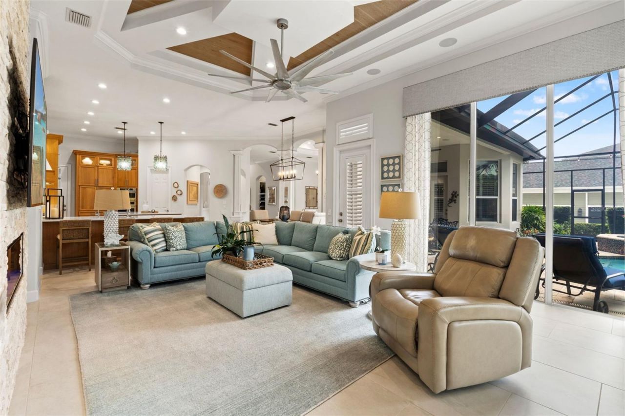 8921 Eagle Watch Drive, Riverview, FL 33578 Photo