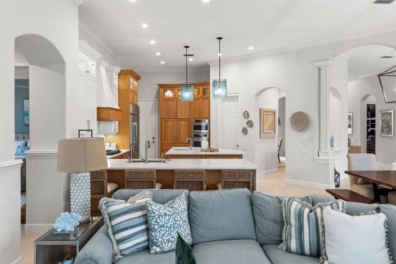 8921 Eagle Watch Drive, Riverview, FL 33578 Photo
