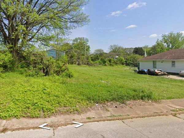 1524 S BARTON ST, Memphis, TN 38106