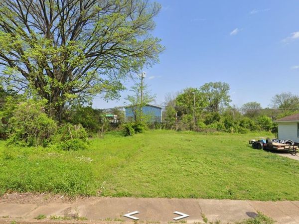 1522 S BARTON ST, Memphis, TN 38106