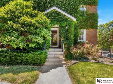 5017 Underwood Avenue, Unit #12, Omaha, NE 68132
