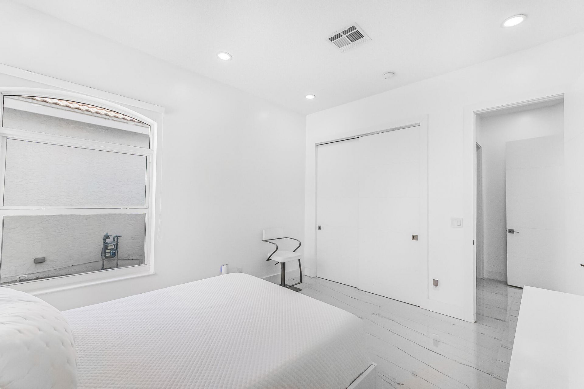 623 SW Lake Charles Circle, Port Saint Lucie, FL 34986 Photo