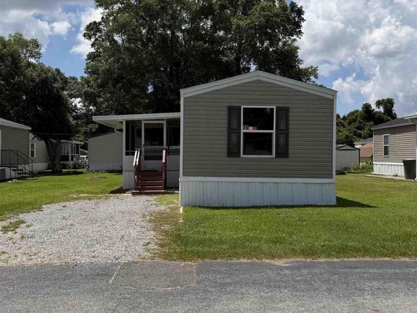 9000 N Palafox St, Unit 25, Pensacola, FL 32534