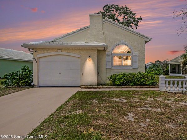 882 Wateroak Drive NE , Palm Bay, FL 32905