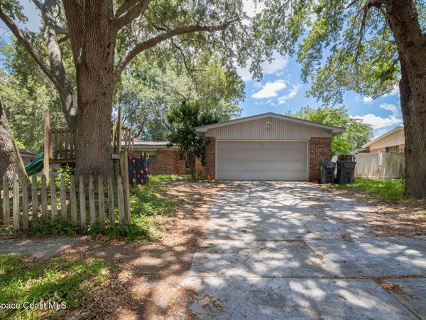 2532 Cherrywood Lane , Titusville, FL 32780