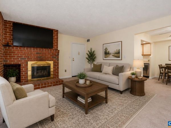 137 GREEN TURTLE LN, Unit 4, Charlottesville, VA 22901