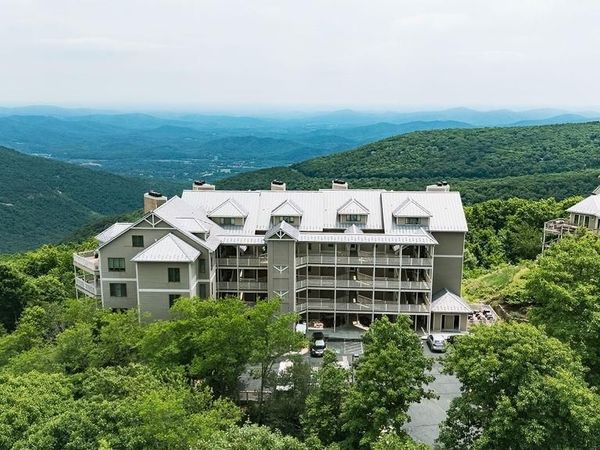 1943 HIGH RIDGE PL CONDOS, Wintergreen Resort, VA 22967