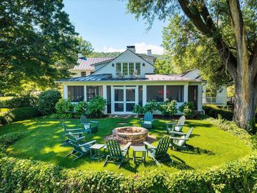 7449 RICHARDSON GORGE RD, Hot Springs, VA 24445