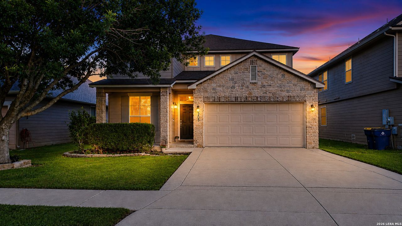205 Ranch House Rd, Cibolo, TX 78108 Main Photo