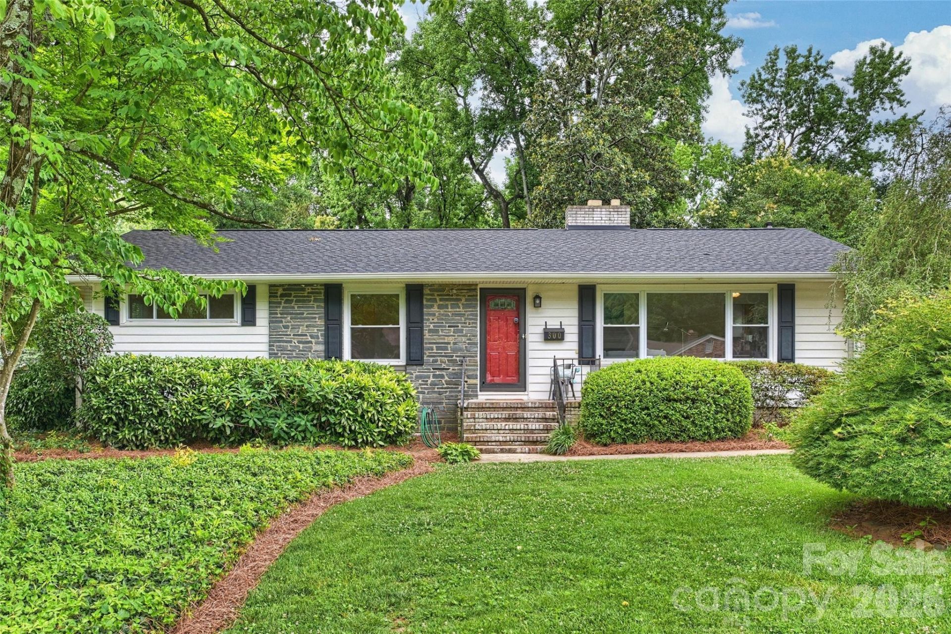 300 Cooper Drive, Charlotte, NC 28210 Main Photo