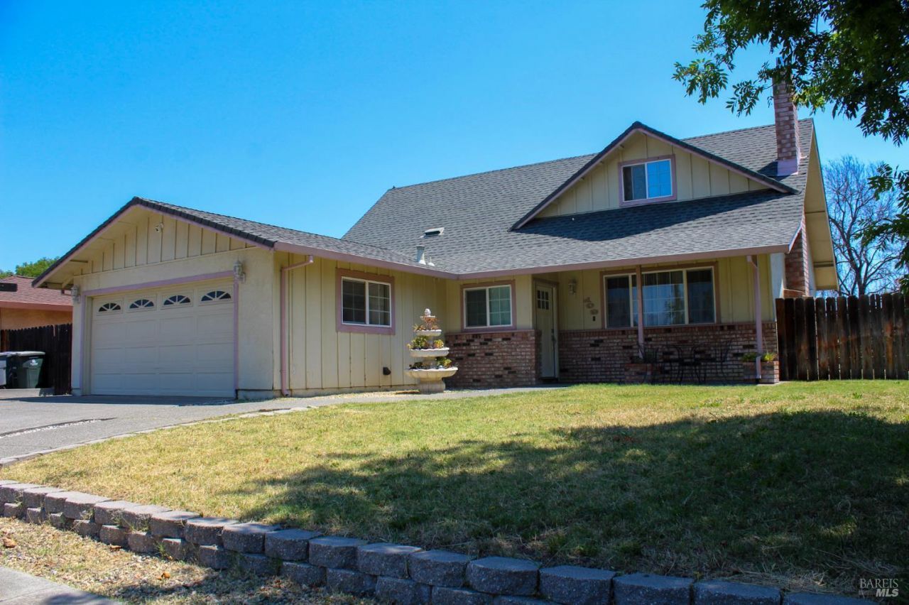 109 Kearney Way, Vacaville, CA 95687 Main Photo