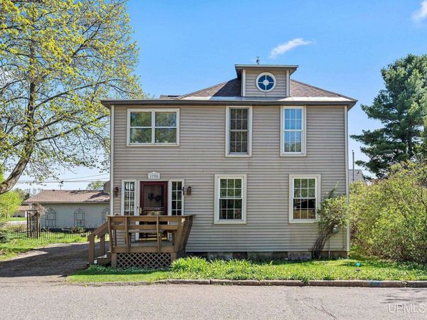 138 Bessemer Street, Ishpeming, MI 49849