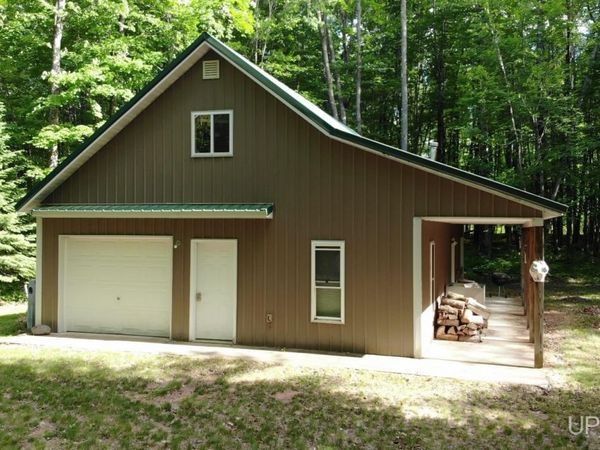 4789 E Peterson Road, Duncan Twp, MI 49967