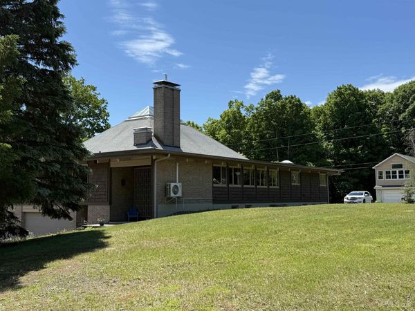 22125 Ridge Road, Portage Twp, MI 49931