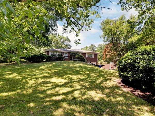 18 Owens Road , Newport News, VA 23602