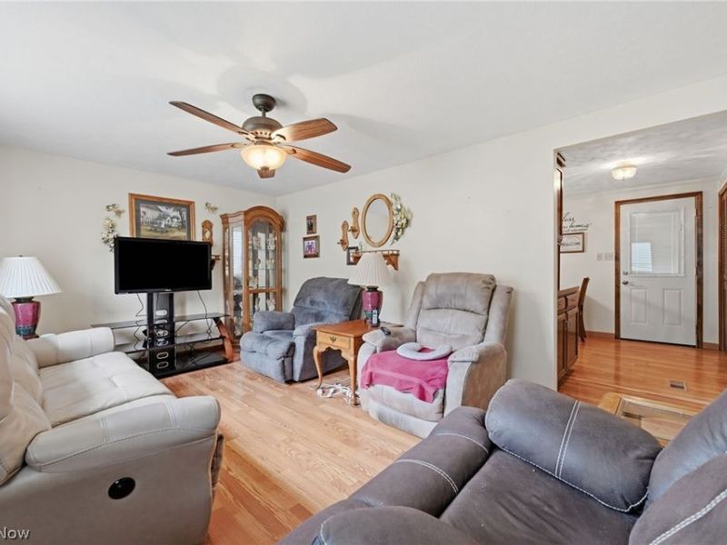 443 Morgan Court , Lagrange, OH 44050 Photo 7