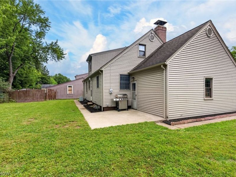 3209 Hermosa Drive, Youngstown, OH 44511 Photo 2