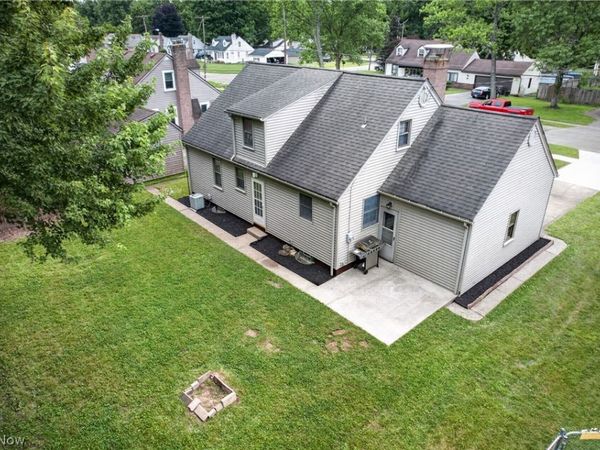 3209 Hermosa Drive , Youngstown, OH 44511