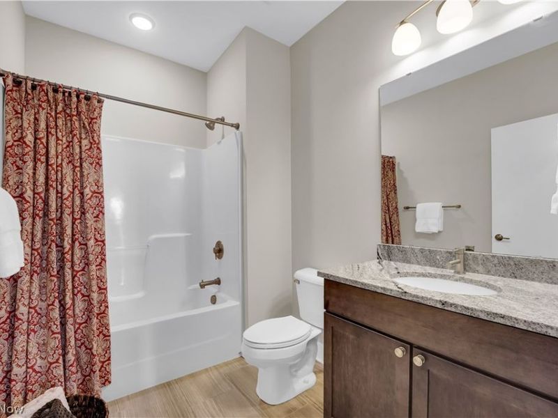 1208 W 73rd Place, Cleveland, OH 44102 Photo 23