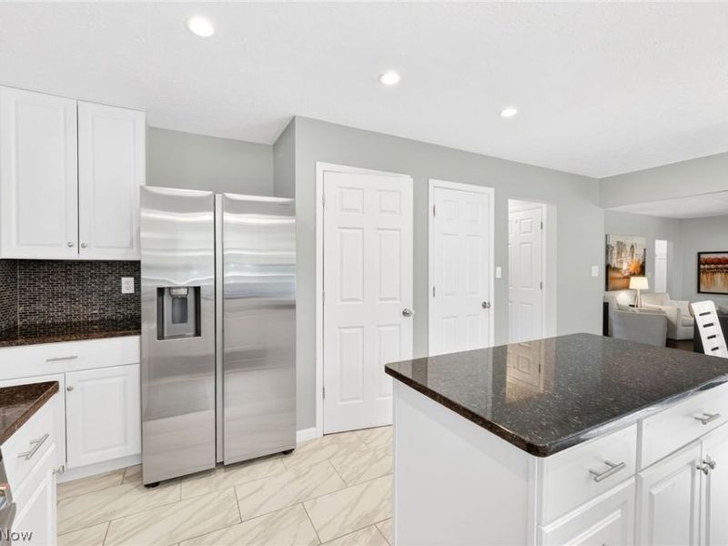 25643 Rustic Lane, Westlake, OH 44145 Photo 6