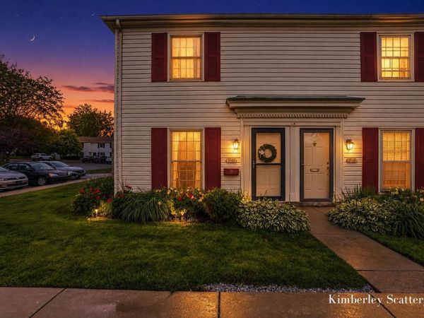 1946 Georgetown Drive SE, Grand Rapids, MI 49506