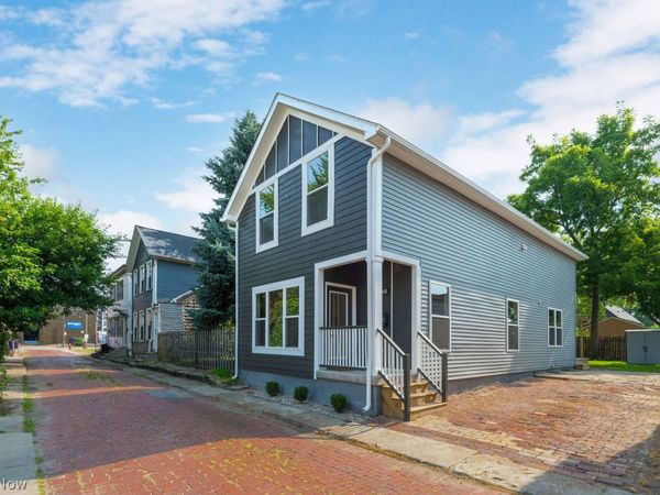 2148 W 21st Place, Cleveland, OH 44113