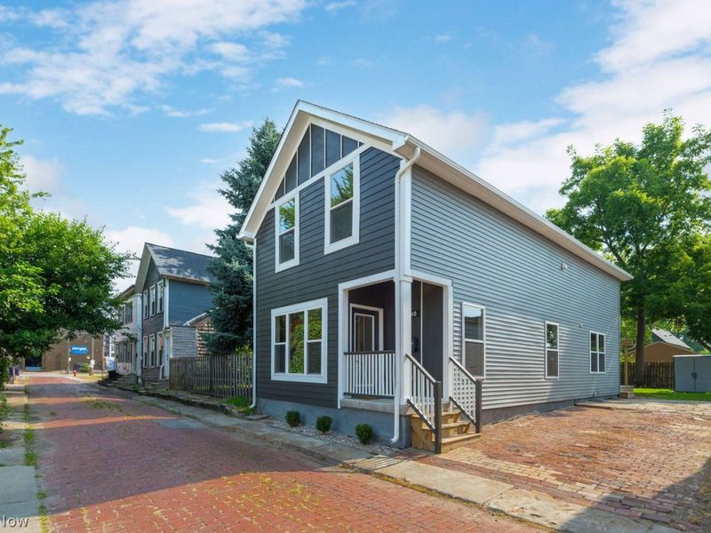 2148 W 21st Place, Cleveland, OH 44113 Photo 1