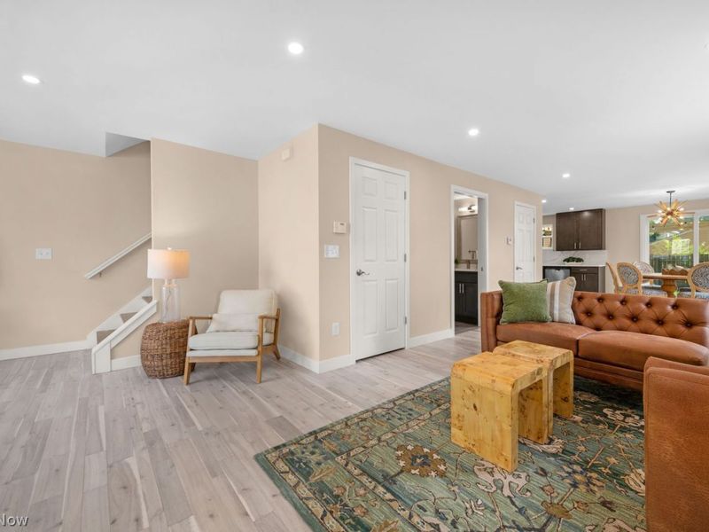 2148 W 21st Place, Cleveland, OH 44113 Photo 19