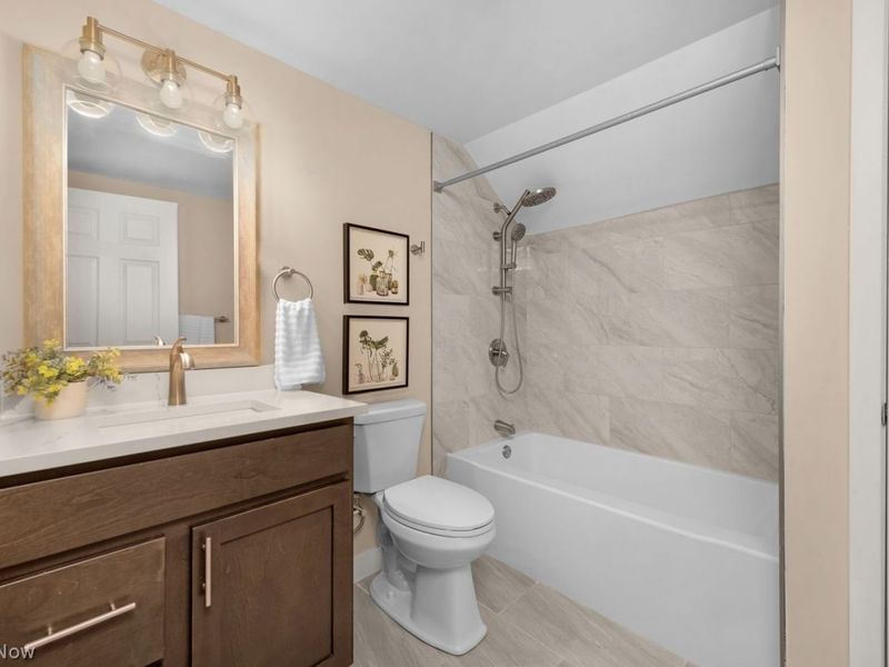 2148 W 21st Place, Cleveland, OH 44113 Photo 38