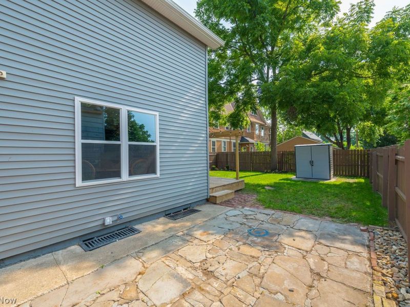 2148 W 21st Place, Cleveland, OH 44113 Photo 4