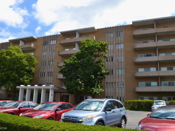 3167 Linden Road, Unit 505, Rocky River, OH 44116