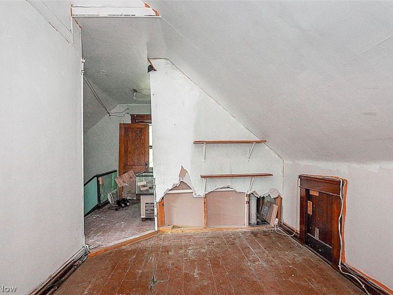 716 E 160th Street, Cleveland, OH 44110 Photo 16