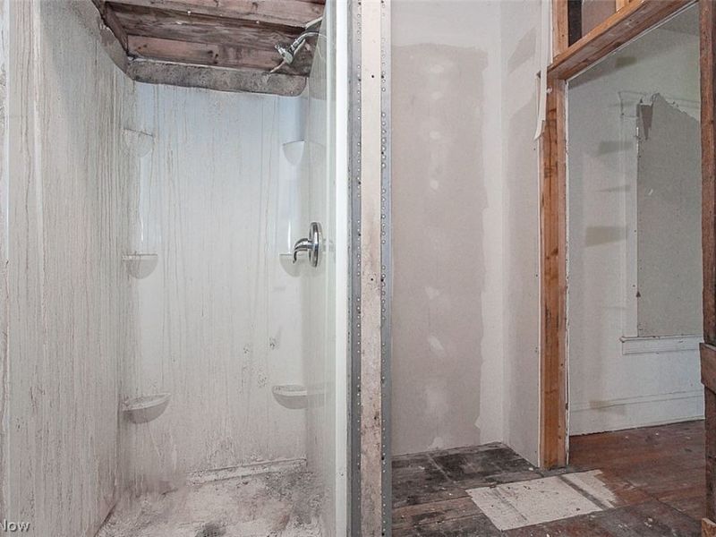 716 E 160th Street, Cleveland, OH 44110 Photo 38