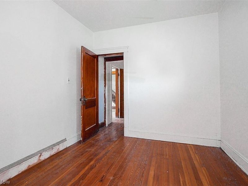 716 E 160th Street, Cleveland, OH 44110 Photo 7