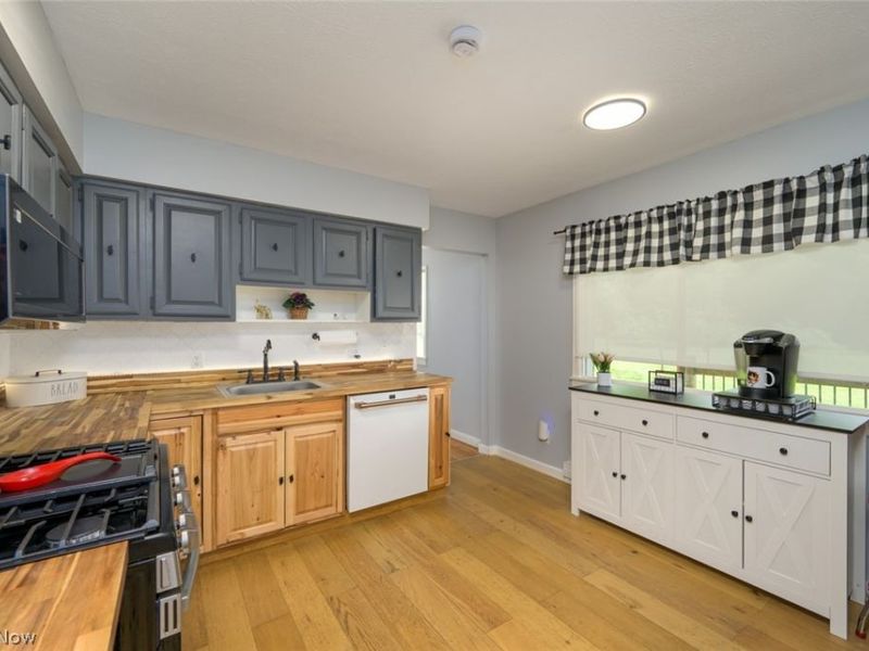 3072 Tallmadge Road, Kent, OH 44240 Photo 18