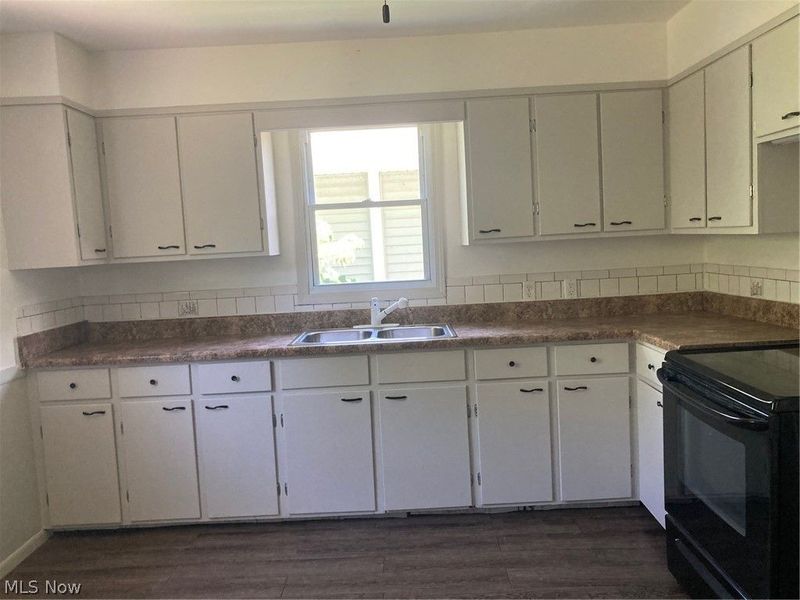 273 Altamont Road, Vermilion, OH 44089 Photo 6