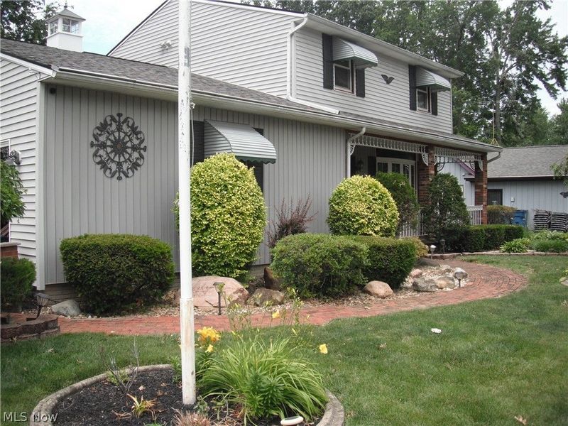 4816 Edgewood Drive, Lorain, OH 44053 Photo 2