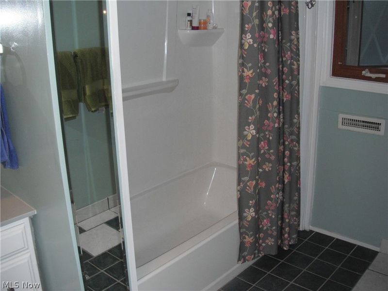 4816 Edgewood Drive, Lorain, OH 44053 Photo 41