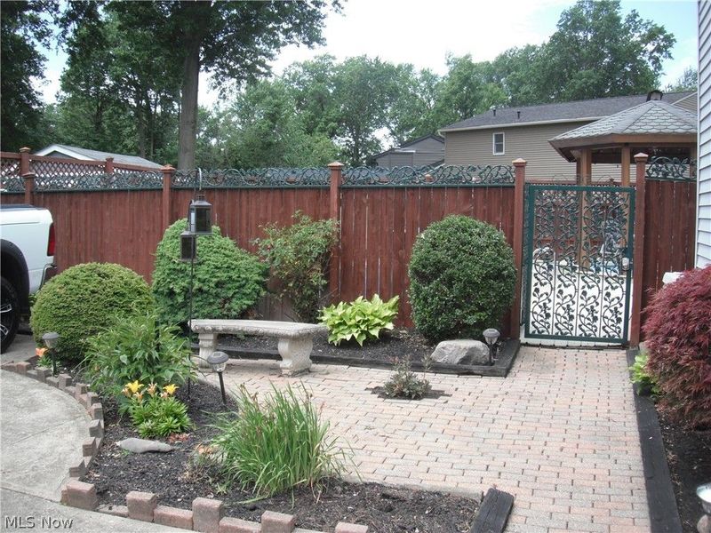 4816 Edgewood Drive, Lorain, OH 44053 Photo 5