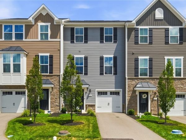 233 Chesna Dr , Pittsburgh, PA 15234