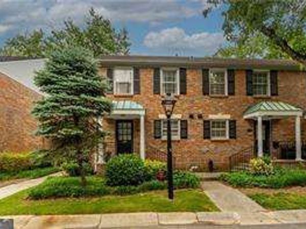 6700 Roswell Road, Unit 17A, Atlanta, GA 30328
